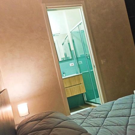 Piazza Duomo Hotel Tuscania Buitenkant foto