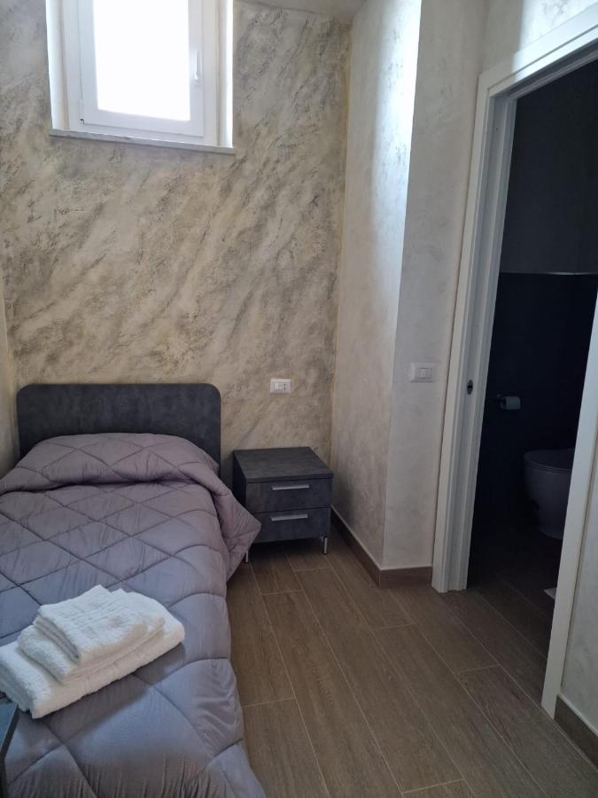 Piazza Duomo Hotel Tuscania Buitenkant foto